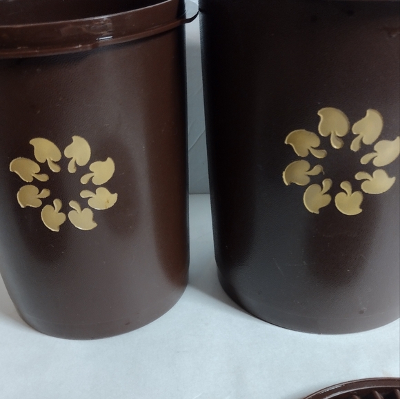 Vintage Tupperware Brown Mushroom Sunburst Canister Servalier Set Of 2 - Picture 8 of 8